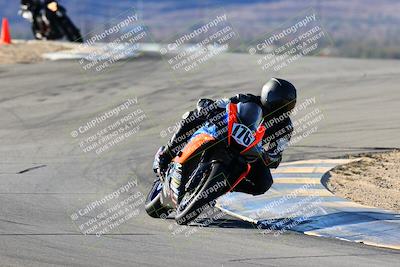 media/Jan-09-2022-SoCal Trackdays (Sun) [[2b1fec8404]]/Turns 9 and 8 (920am)/